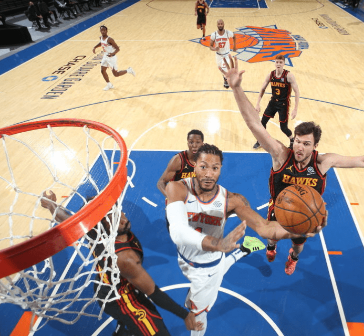 开云体育-Ming在老鹰比赛中连败，精彩发挥引发热议！的简单介绍