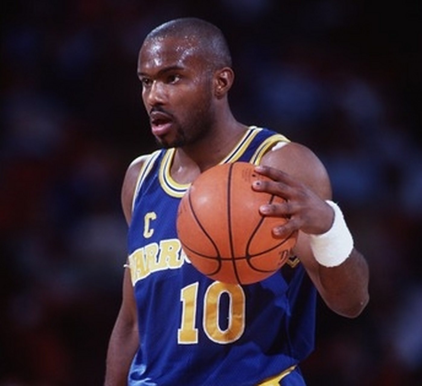 开云体育-蒂姆回归赛场，关键助攻首场状态亮眼，切尔西观众沸腾！的简单介绍