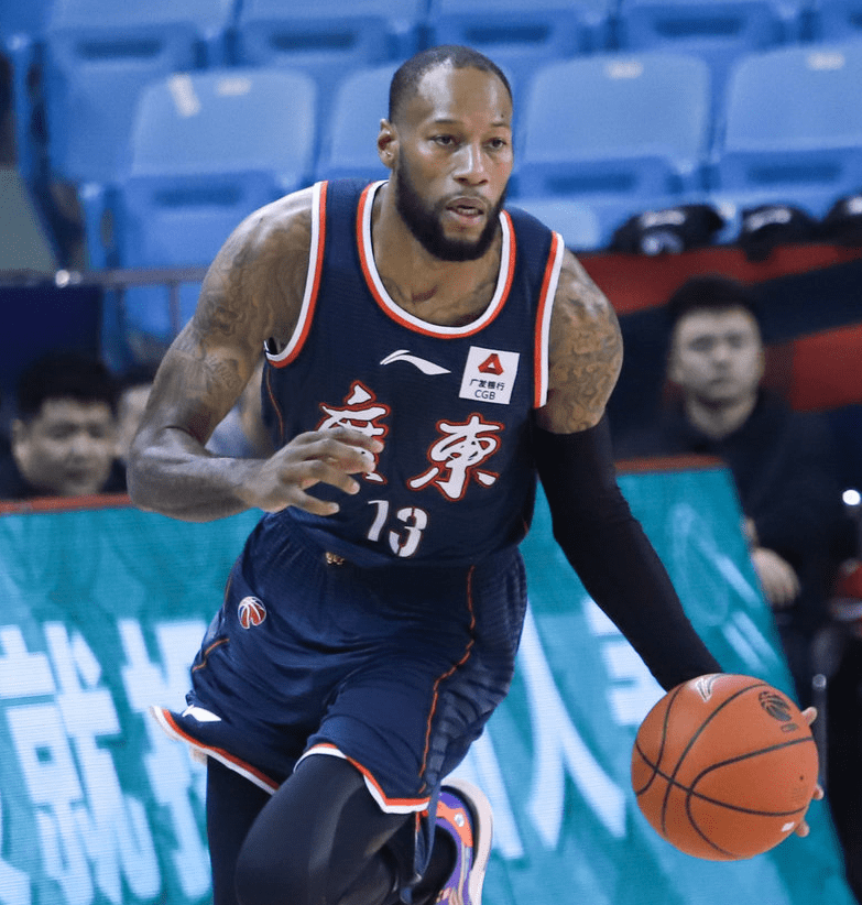 开云-莱万多夫斯基遭遇五连败，塞尔维亚队教练面临压力！的简单介绍