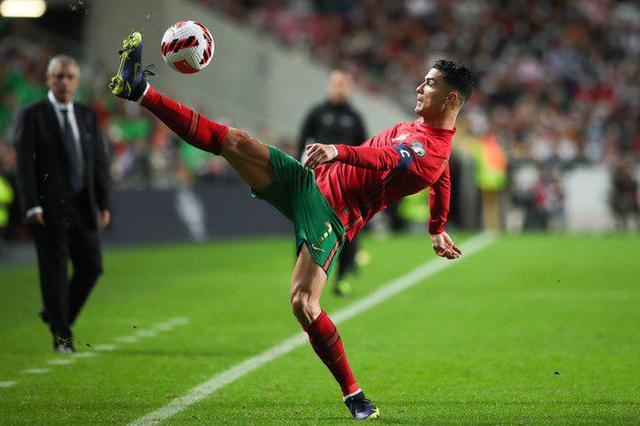 KAIYUN-关于C罗在雄鹿比赛中逆转，赛况扑朔迷离引发热议！的信息